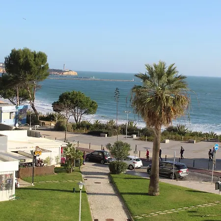 First Line Sea View Lejlighed