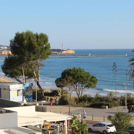 First Line Sea View Appartement Portimão