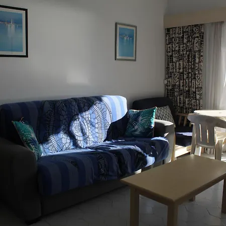 First Line Sea View *