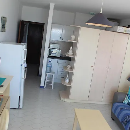 First Line Sea View 포티마오