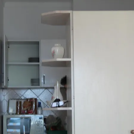 First Line Sea View アパート ポルティマン